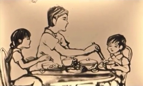 Rớt nước mắt với clip tranh cát mùa Vu Lan báo hiếu